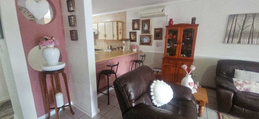 3 Bedroom Property for Sale in Camelot Northern Cape